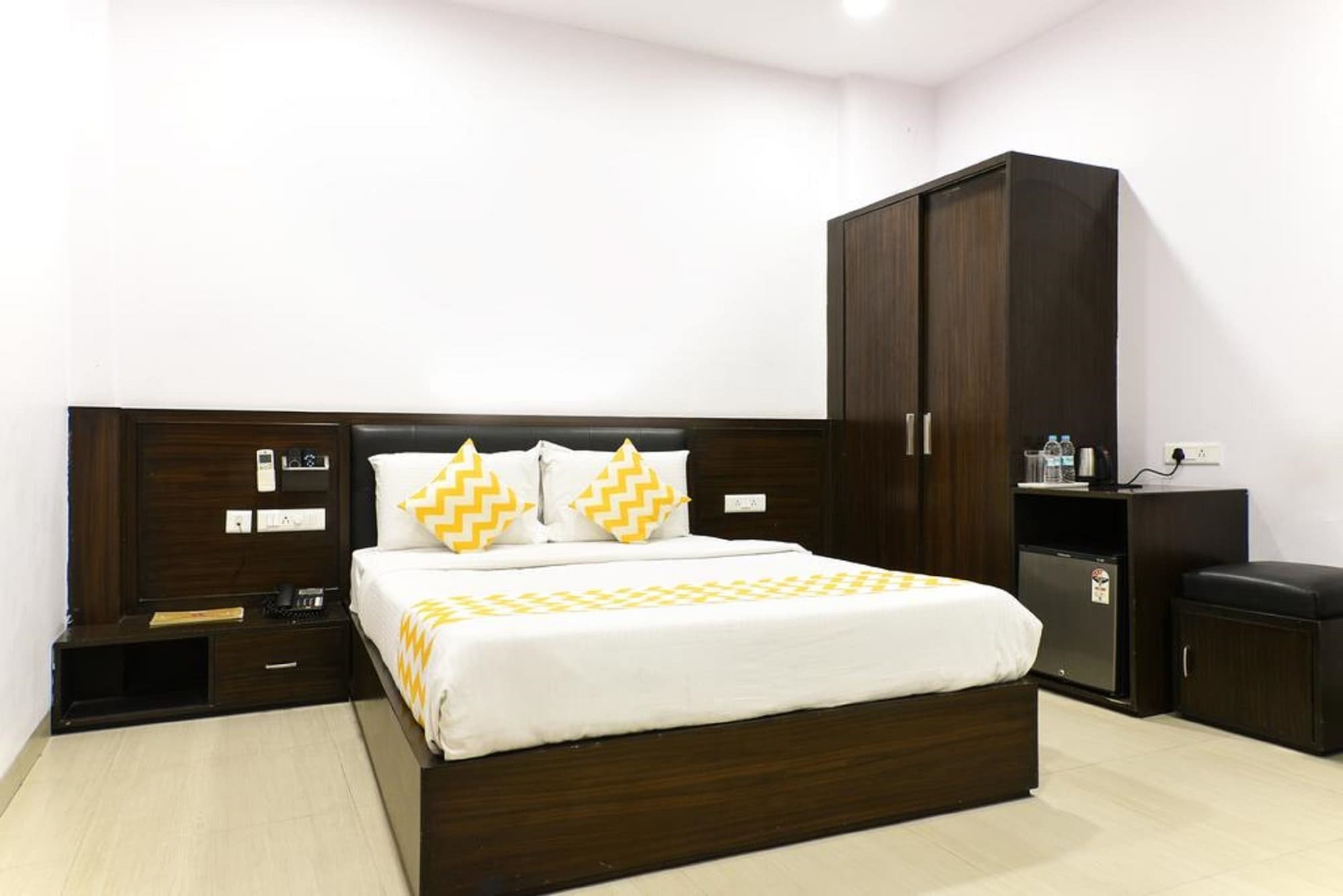 Hill View Begumpet Bed & Breakfast Hyderabad Exterior photo